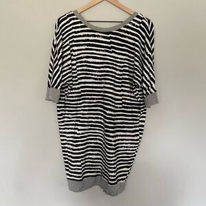 Trina Turk Medium Zebra Tunic Dress Dolman 1/2 Sleeve